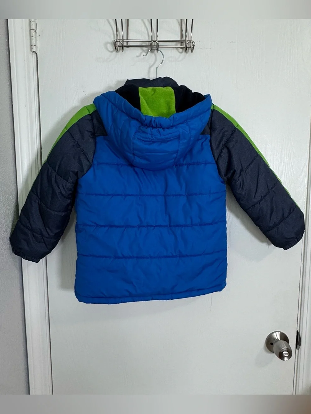 London Fog Kids Puffer Jacket Boys Size L/7 Winter Snow Warm Outdoors Adventure